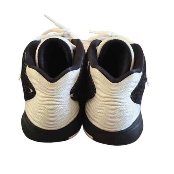 Nike KD 14 TB Basketball B/W Unisex Size 10 Volt Kevin Durant DA7850-001 Sneaker